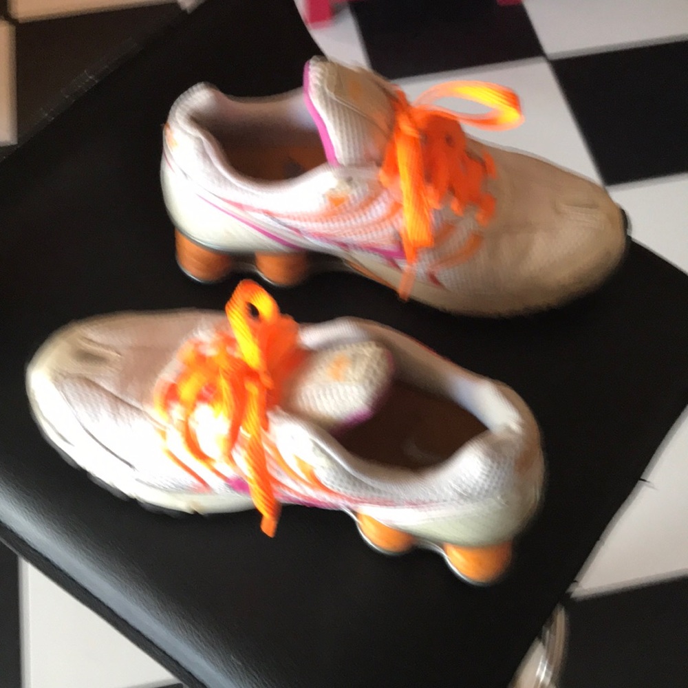 Mike shoe